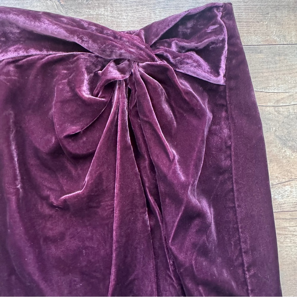 Loft Twist Front Velvet Burgundy Shift Skirt Size 2 - Picture 5 of 7